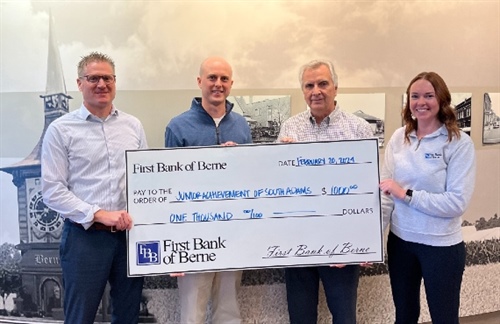 First Bank of Berne Donates to Junior Achievement of South Adams